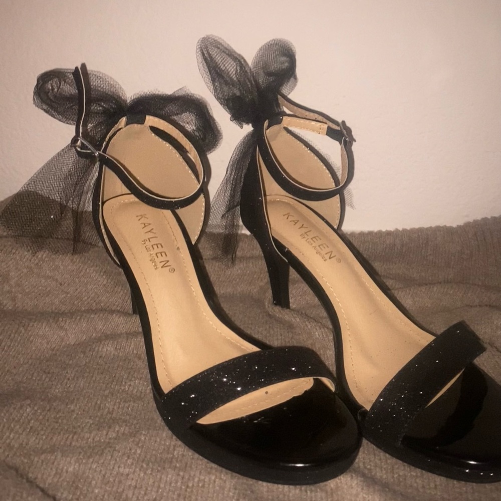 Sparkly Heels with Bow 5 1/2